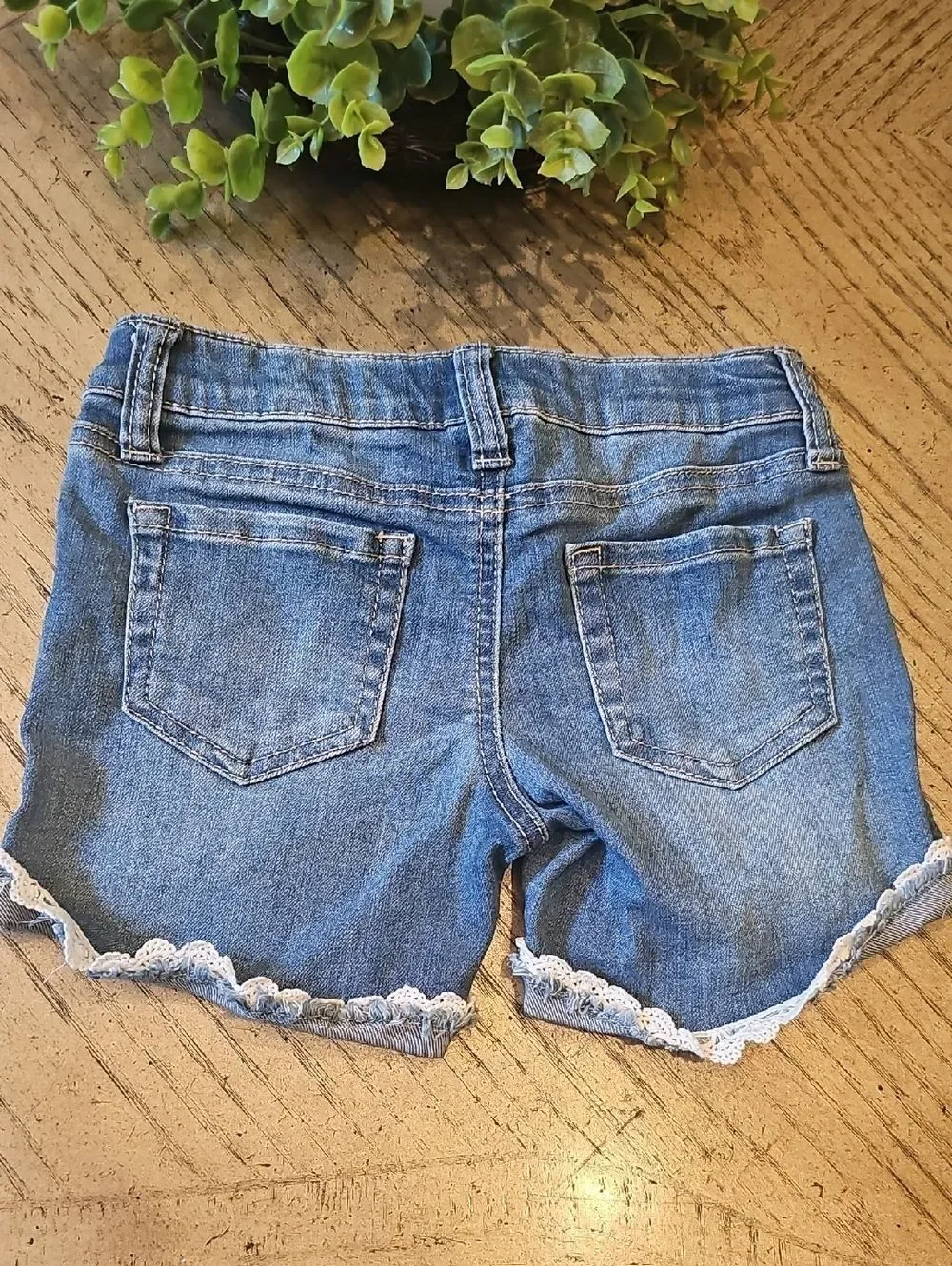 Girls' Denim Lace Trim Shorts Size 5 Hippie Girl